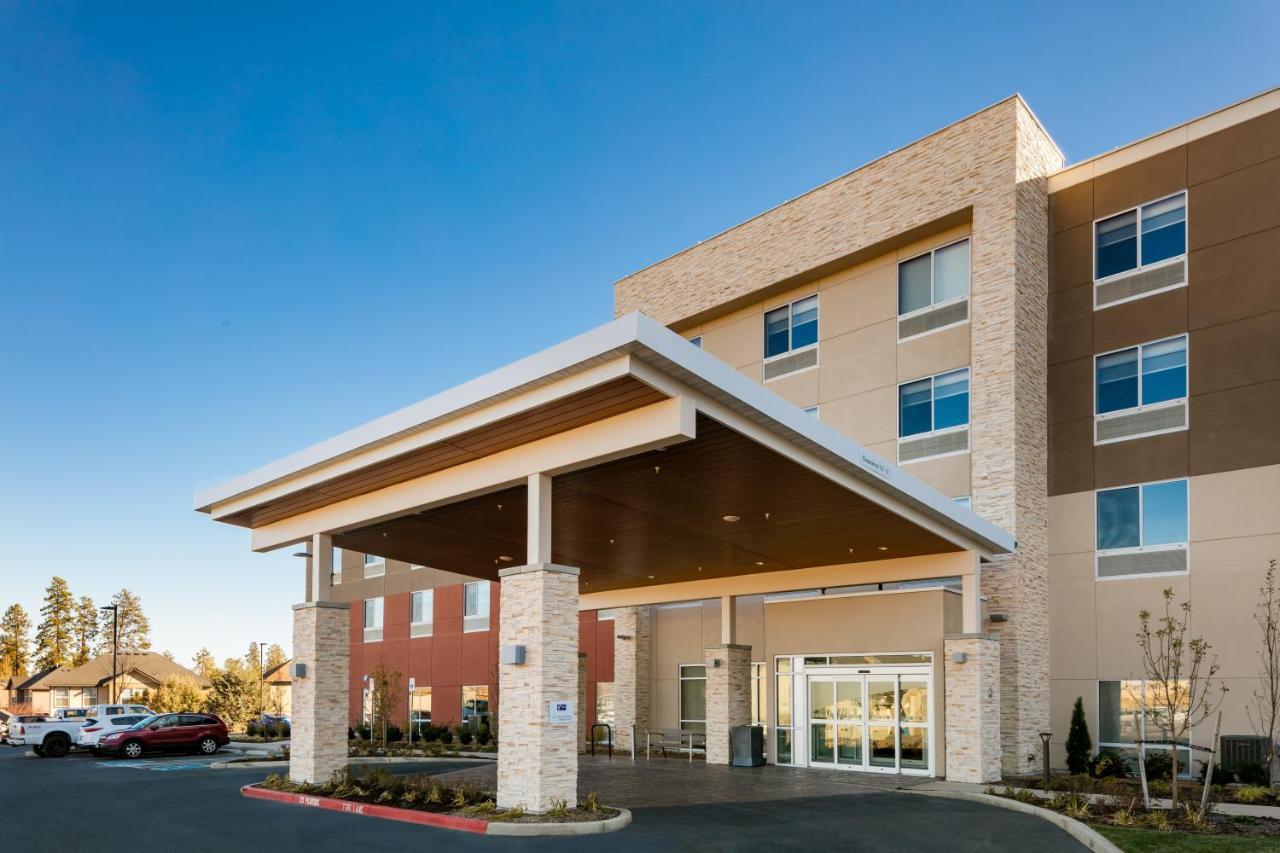 Holiday Inn Express & Suites - Bend South By Ihg Exterior photo