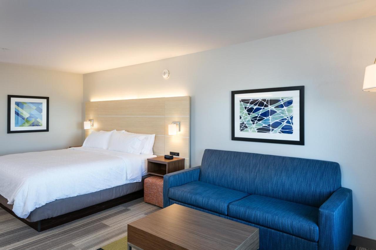 Holiday Inn Express & Suites - Bend South By Ihg Exterior photo